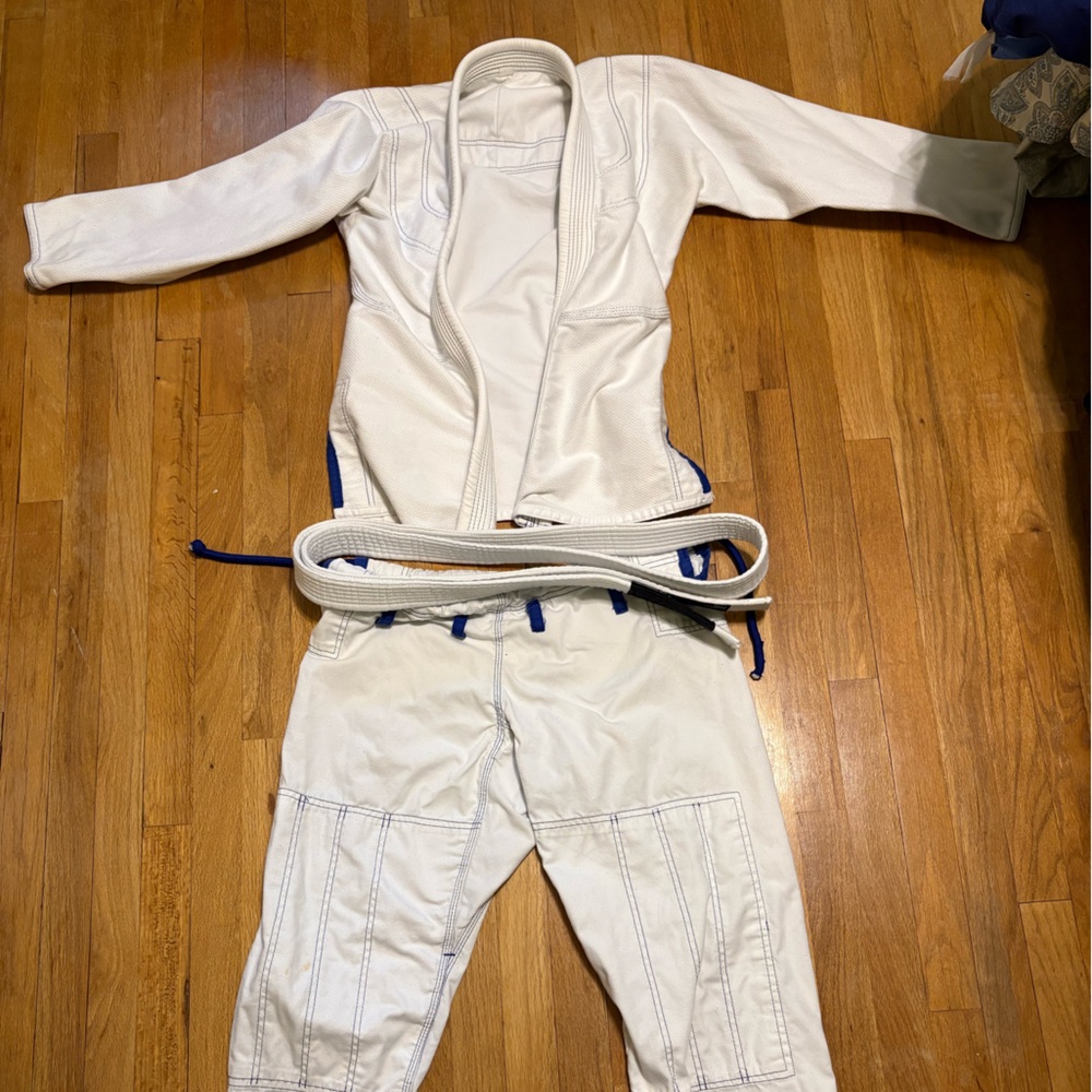 Elite White Martial Arts Gi with White Belt